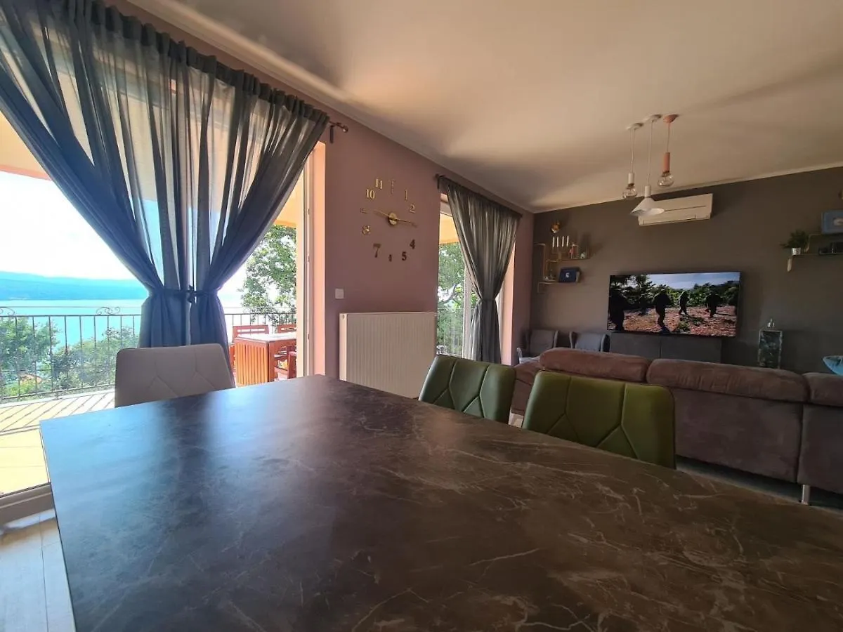 Family Apartment Nekic Opatija